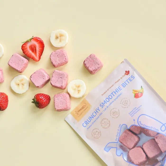 Loopypaws Crunchy Smoothie Bites - Strawberry & Banana