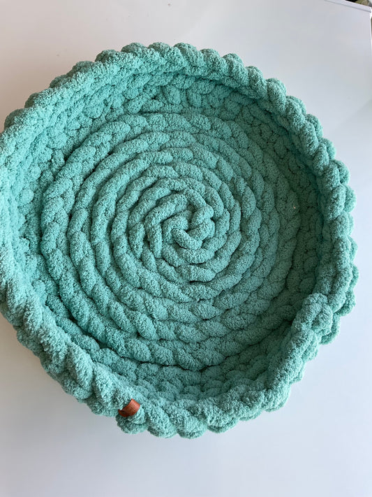 Muskoka Blanket Knitted Pet Beds