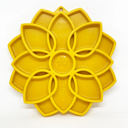 Mandala Design Etray Enrichment Tray For Dogs